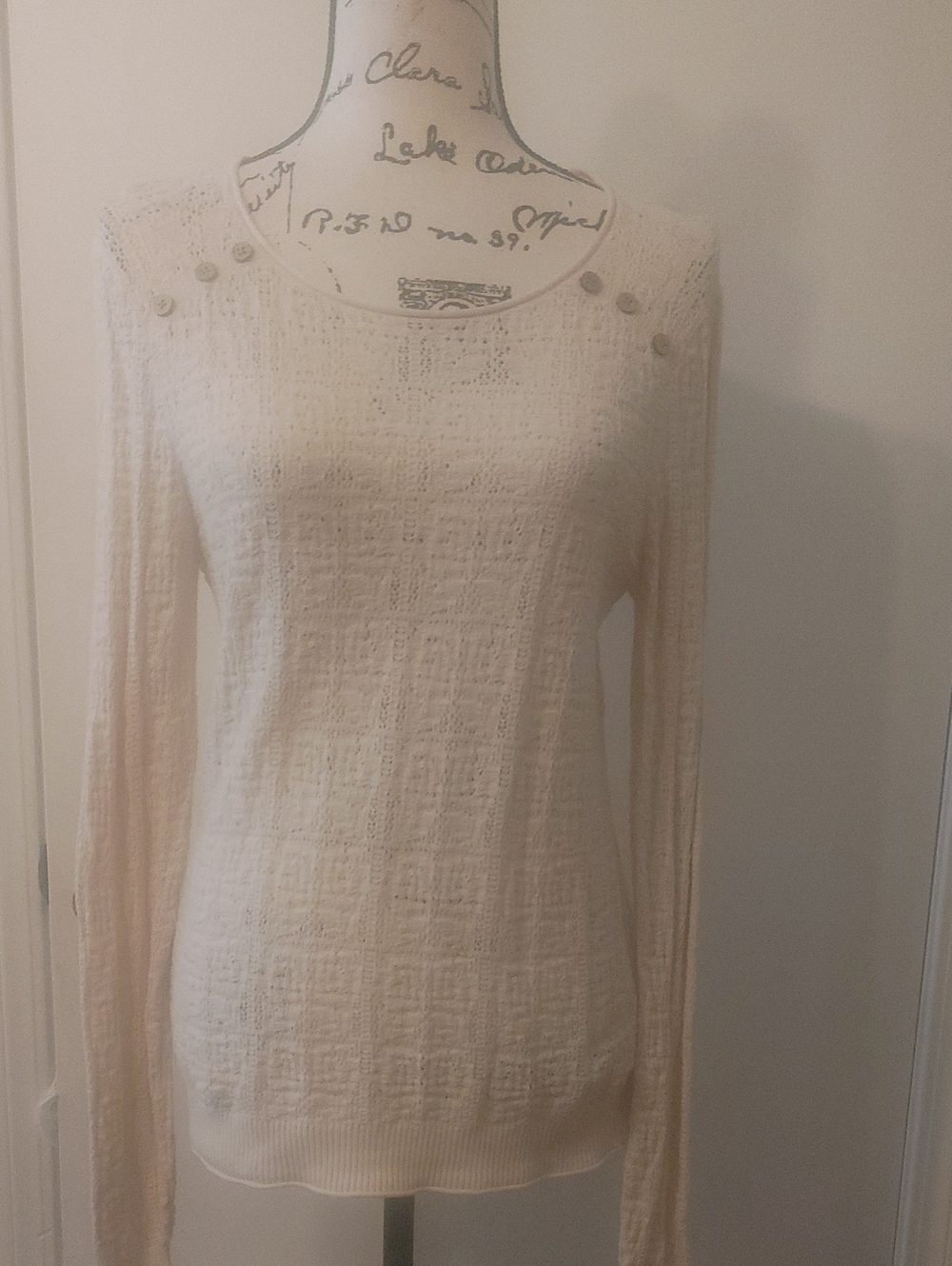 Lucky Brand Ivory Textured Light Weight Long Sleeve Knit Sweater